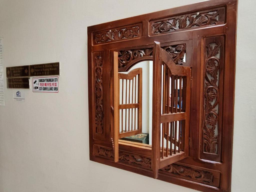 Old Penang Hotel - Trang Road Джордж Таун Екстериор снимка