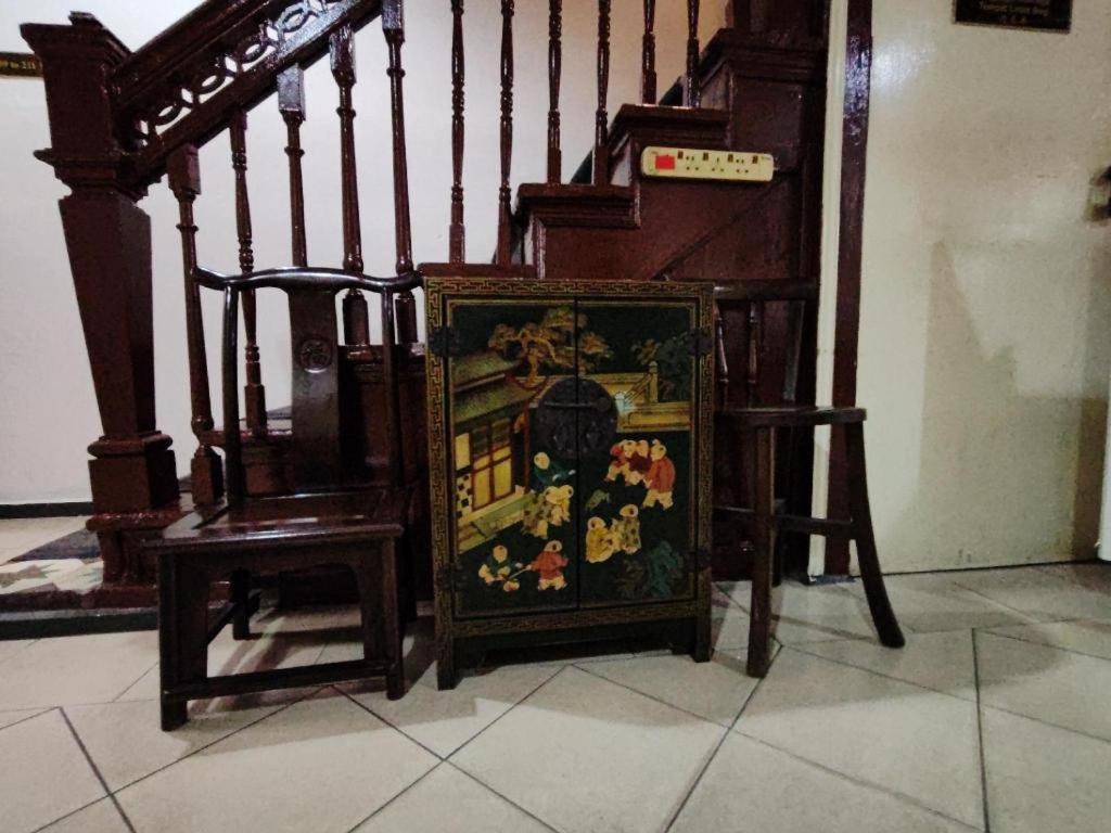 Old Penang Hotel - Trang Road Джордж Таун Екстериор снимка