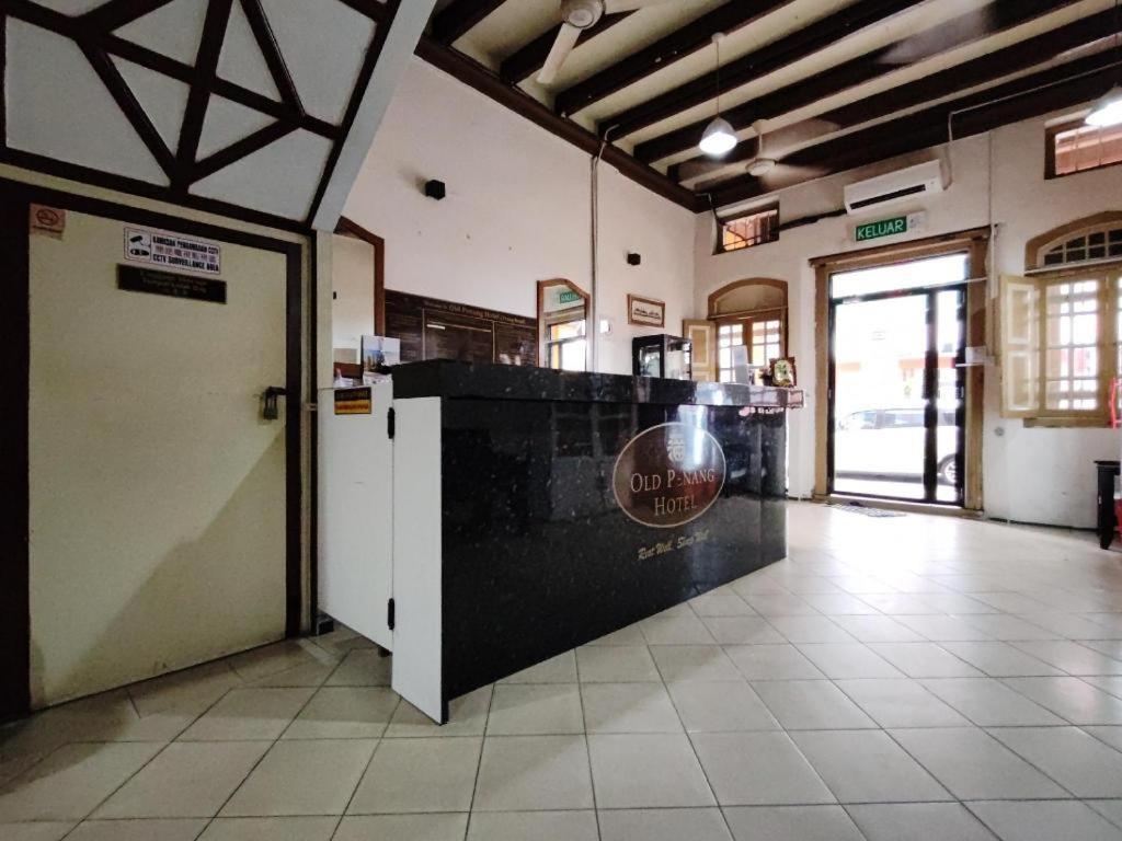 Old Penang Hotel - Trang Road Джордж Таун Екстериор снимка