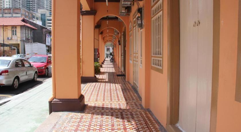 Old Penang Hotel - Trang Road Джордж Таун Екстериор снимка
