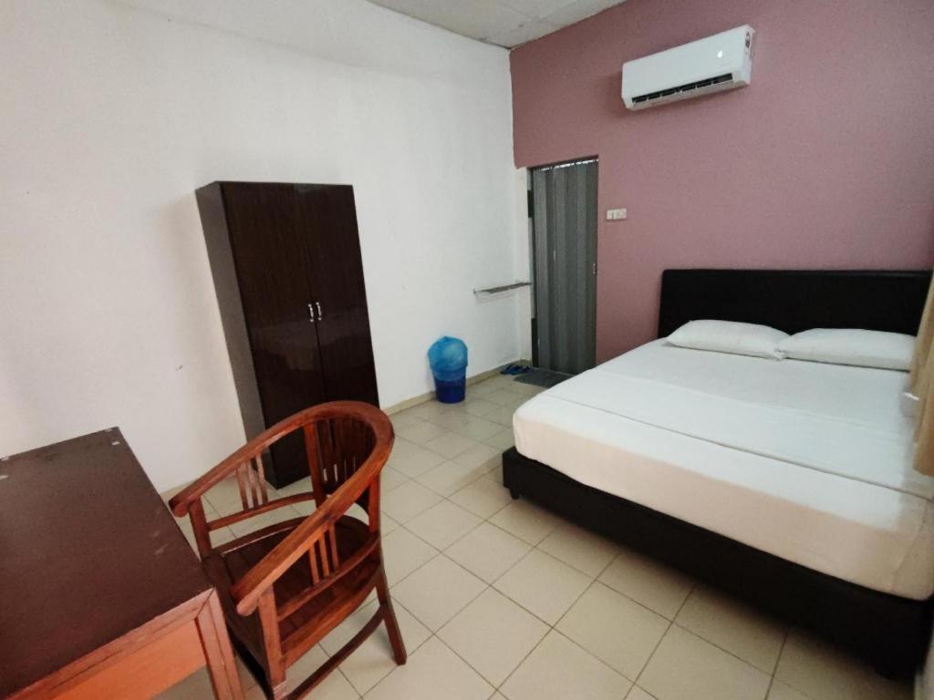 Old Penang Hotel - Trang Road Джордж Таун Екстериор снимка